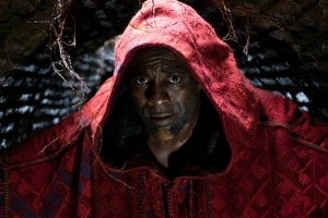 기사로 이동 - “절대 병을 열지 마시오”…넷플릭스, ‘매드맥스’ 감독의 120분 기묘한 상상[와플릭스]