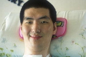 기사로 이동 - “나는 해방이다” 박승일, 루게릭병 넘어선 거인…마지막 계획