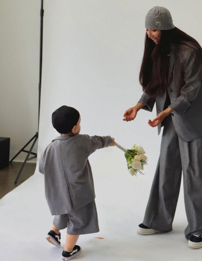 thumbnail - “벌써 정우성이” 1년 만에 폭풍성장 아들 사진 30일 ‘업뎃’ thumbnail - “벌써 정우성이” 1년 만에 폭풍성장 아들 사진 30일 ‘업뎃’