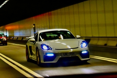 thumbnail - “이 소리 들으려고 2억 태워?”…포르쉐 역대급 ‘이 기능’ 특허에 전세계 ‘시끌’