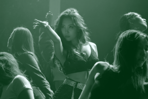 기사로 이동 - “지갑으로 표현해”…남동생 울린 ‘솔로 퀸’, 18년 만에 다 털어놨다