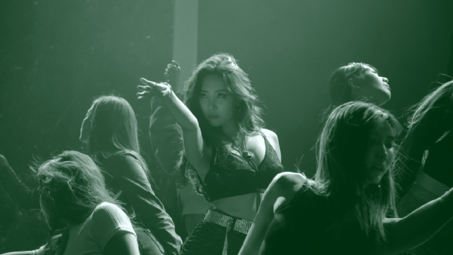 thumbnail - “지갑으로 표현해”…남동생 울린 ‘솔로 퀸’, 18년 만에 다 털어놨다