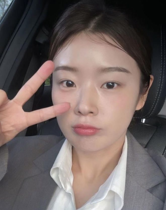 thumbnail - ‘낭만 결혼식’ 인플루언서 송수연, 결국 이혼…“아이 위해 모든 걸 내려놓았다”