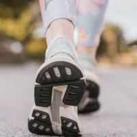 thumbnail - “정말 걷기만 해도 뱃살이 빠진다구요?”...복부비만 줄이는 과학적 비밀