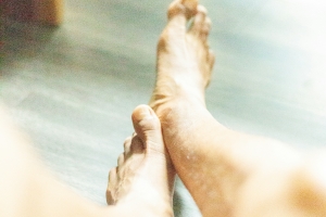 기사로 이동 - “발 각질, 방치하면 안돼요”...통증과 압력을 줄이는 각질 제거법