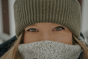 기사로 이동 - “춥지만 행복한 겨울을 보내는 방법”...심리학자가 전하는 ‘겨울 우울’을 이겨내는 법