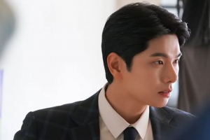 기사로 이동 - ‘하루’ 만에 또! 이이경 폭로녀 “AI 조작 아냐, 인증샷 공개할 것”