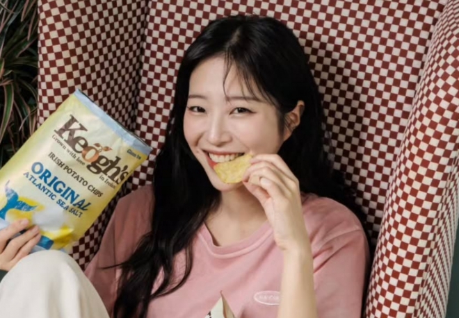 thumbnail - “한 달 식비 1000만원” 쯔양, ‘44kg’ 밀착 패션 화제 “붙는 옷 불편해”