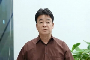 기사로 이동 - 뼈 깎겠다더니… 백종원, 6개월 만에 복귀 알린 ‘이 신호’