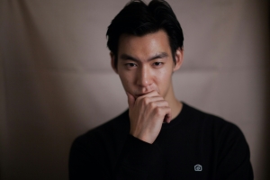 기사로 이동 - “매력적이시네요”...당신을 즉시 호감 가게 만드는 간단한 ‘바디랭귀지 5가지’