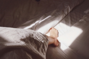 기사로 이동 - 발이 벗겨지는 ‘8가지 이유’, 전문가가 알려주는 원인별 해결법