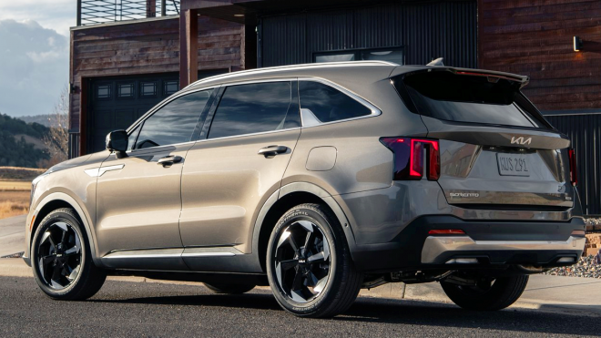 thumbnail - 아빠들 줄 서는 이유 있었네… 몇 달을 기다려도 기어코 사는 ‘이 차’