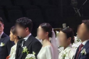 기사로 이동 - 우리 아들 데려가줘서 고마워… 차인표 울린 며느리, ‘어마어마한’ 정체