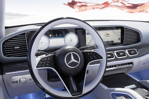 기사로 이동 - “S클래스도 시시하다”… 회장님들 줄 서게 만든 3억짜리 ‘이 SUV’