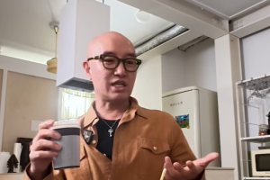 기사로 이동 - “결국 사람에 지쳐서…” 홍석천, 잘나가던 식당 13개 전부 접게 만든 ‘이 병’