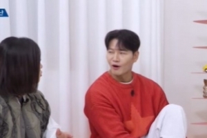 기사로 이동 - “임신과 새 생명 카드”… 김종국, 갑작스런 결혼은 ‘이것’ 때문이었다