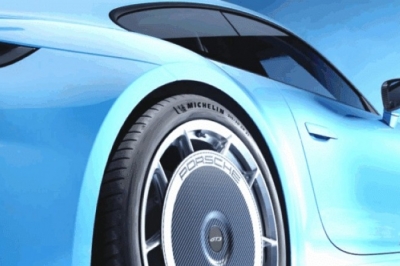 thumbnail - 도로 위 레이싱카가 합법?… 6천만원짜리 ‘이것’ 달았더니 포르쉐가 미쳤다