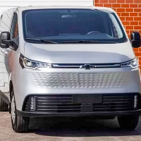 thumbnail - “스타리아 독주 이제 끝났다”… 30년 전통 ‘연예인 밴’ 전기차로 귀환