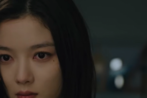 기사로 이동 - 국민 여동생의 충격 변신…5주 연속 1위 휩쓴 ‘이 드라마’