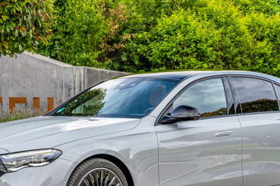 thumbnail - “고생만 하신 부모님께”… 60대도 ‘울컥’하게 만든 효도차 1위의 정체