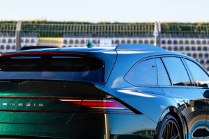 기사로 이동 - “SUV 시대 끝났다 선언”… 제네시스가 작정하고 만든 ‘이 세단’