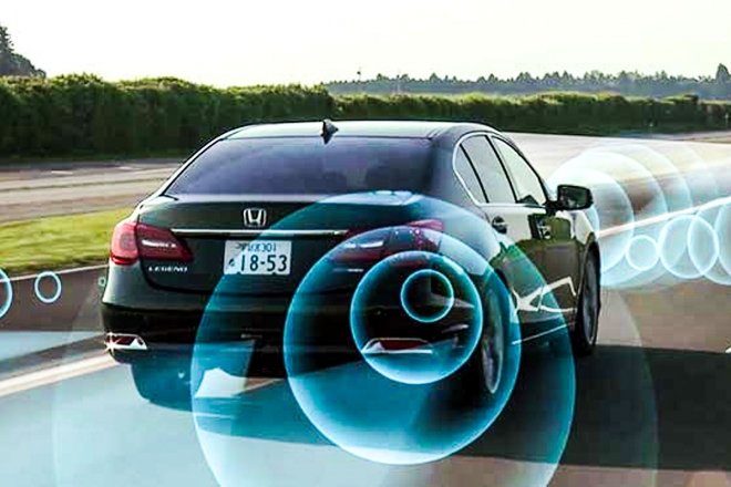 thumbnail - 테슬라 독주 끝났다… 반값 FSD 탑재한 ‘이 차’ 곧 나온다