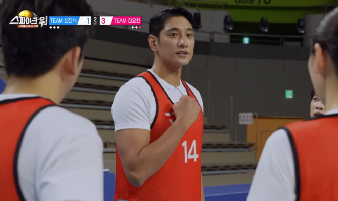 thumbnail - “제2의 김연경 꿈꿨는데”… 레전드 총출동하고 시청률 0%대 ‘굴욕’