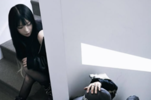 기사로 이동 - “살고싶어 폭로했다”… 온몸 멍든 채 女래퍼가 지목한 ‘이 사람’