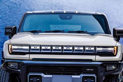 thumbnail - “도로 위 모든 차 오징어로”… 2억대 ‘괴물 SUV’, 드디어 한국 상륙