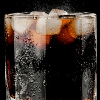 thumbnail - “다이어트에 좋은 음료 아니야?”...매일 마시는 ‘이 음료’, 몸에서는 이런 변화가 생깁