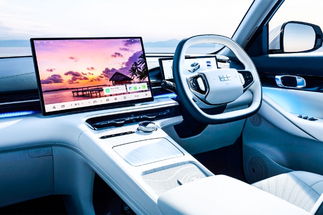 thumbnail - “기름 냄새만 맡아도 간다”… 연비 26km/L 찍은 ‘이 SUV’ 정체