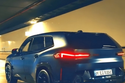 thumbnail - 2억 넘어도 없어서 못 산다… 748마력 ‘괴물 SUV’의 정체