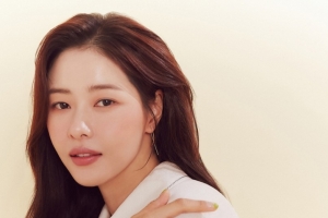 기사로 이동 - “노래 진짜 심각해”… 10년 무명 버틴 여배우의 충격적인 ‘이 영상’