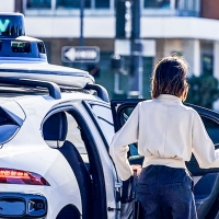 thumbnail - “FSD 보고 있나?”… 자율주행에 20조 쏟아부은 ‘이 회사’의 정체