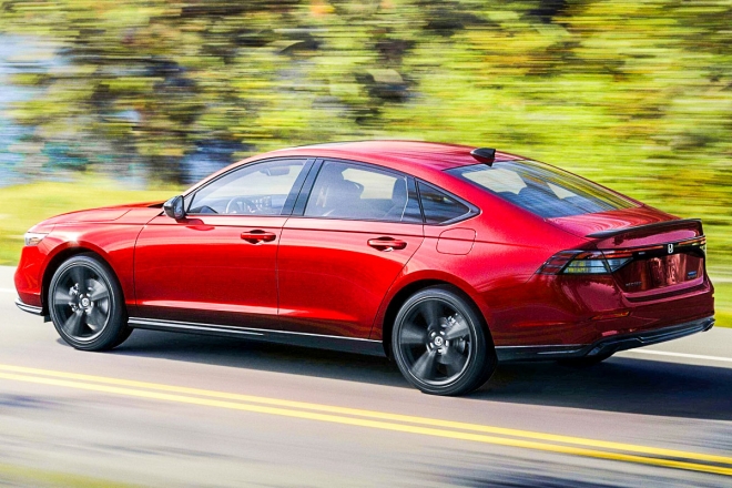 thumbnail - 그랜저 사려다 돌아서게 만든 ‘이 차’… 2026년형 드디어 공개