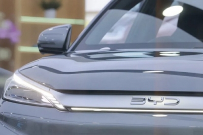 thumbnail - “이러다 다 뺏긴다”… 위기의 테슬라, 가격 확 낮춘 ‘이 모델’ 전격 공개