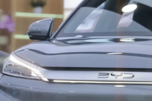 기사로 이동 - “이러다 다 뺏긴다”… 위기의 테슬라, 가격 확 낮춘 ‘이 모델’ 전격 공개