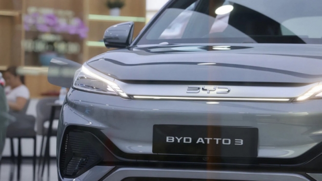 thumbnail - “이러다 다 뺏긴다”… 위기의 테슬라, 가격 확 낮춘 ‘이 모델’ 전격 공개