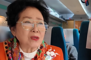 기사로 이동 - “너무 남자를 좋아해서 걱정”… 86세 ‘이 여배우’에게 팩폭 날린 절친