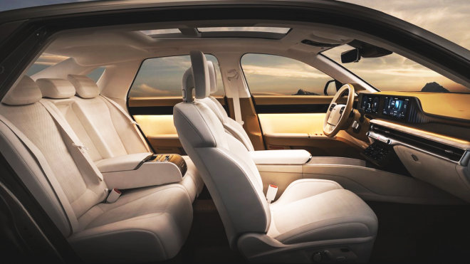 thumbnail - 쏘나타는 작고 제네시스는 부담?… 4050 아빠들이 결국 선택하는 ‘이 차’