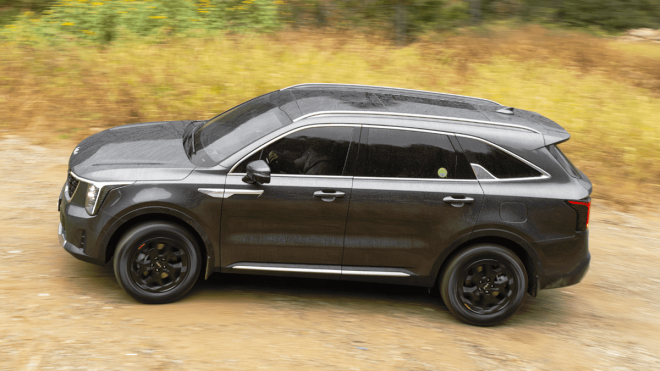 thumbnail - 싼타페 고민하다 결국 돌아서… 아빠들이 ‘이 차’에 열광하는 진짜 이유