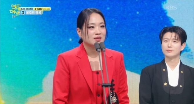 thumbnail - “동생아, 이길 수 있어”… 시상식서 눈물 쏟은 ‘이 셰프’의 충격 고백