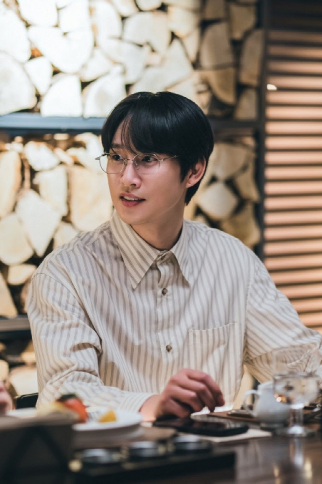 thumbnail - ‘악역 전문’이 멜로 남주라니… ‘AV 논란’ 박성훈, 1년만에 돌아온 ‘이 작품’