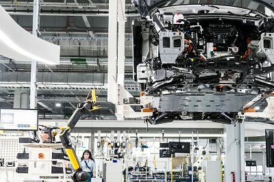 thumbnail - 이제 사람 필요 없다… 현대차가 공개한 ‘이 공장’의 충격적 실체