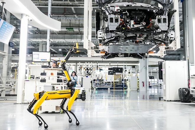thumbnail - 이제 사람 필요 없다… 현대차가 공개한 ‘이 공장’의 충격적 실체