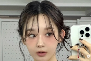 기사로 이동 - 다비치 강민경, ‘주사 이모’ 의혹 선 긋기 “전혀 무관…괜한 심려 드리고 싶지 않았다”