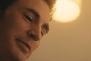 기사로 이동 - 방패 버리고 떠나더니… 예고편에 깜짝 등장한 ‘이 배우’에 전세계 발칵