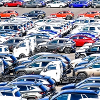 thumbnail - 환율 1500원 턱밑까지… 현대차 웃을 때 ‘이 업계’는 피눈물