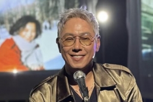 기사로 이동 - 성대 상태가 너무 안좋아… 윤종신, 팬들 앞에서 결국 내린 ‘충격 결정’