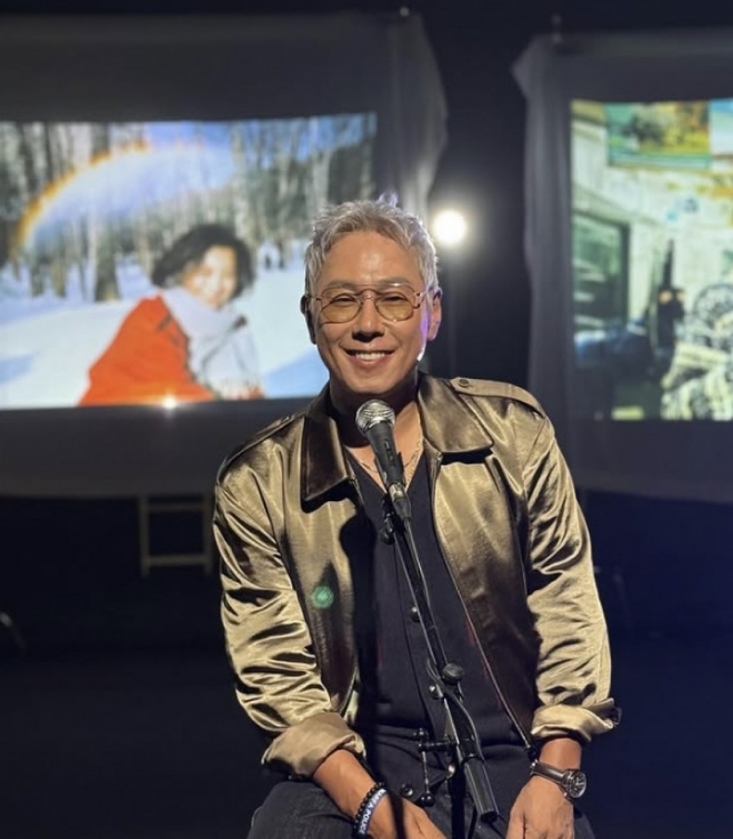 thumbnail - 성대 상태가 너무 안좋아… 윤종신, 팬들 앞에서 결국 내린 ‘충격 결정’